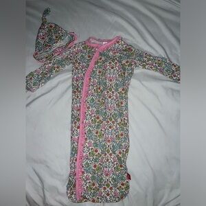 Magnetic Me 0-3M Gown